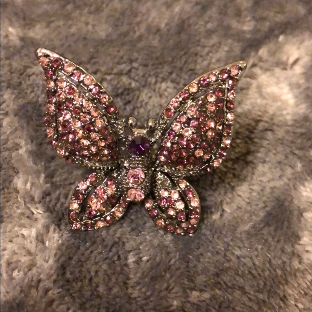 Butterfly ring
